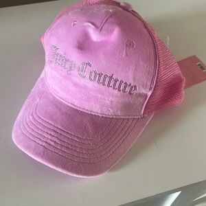 Juicy couture woman’s hat